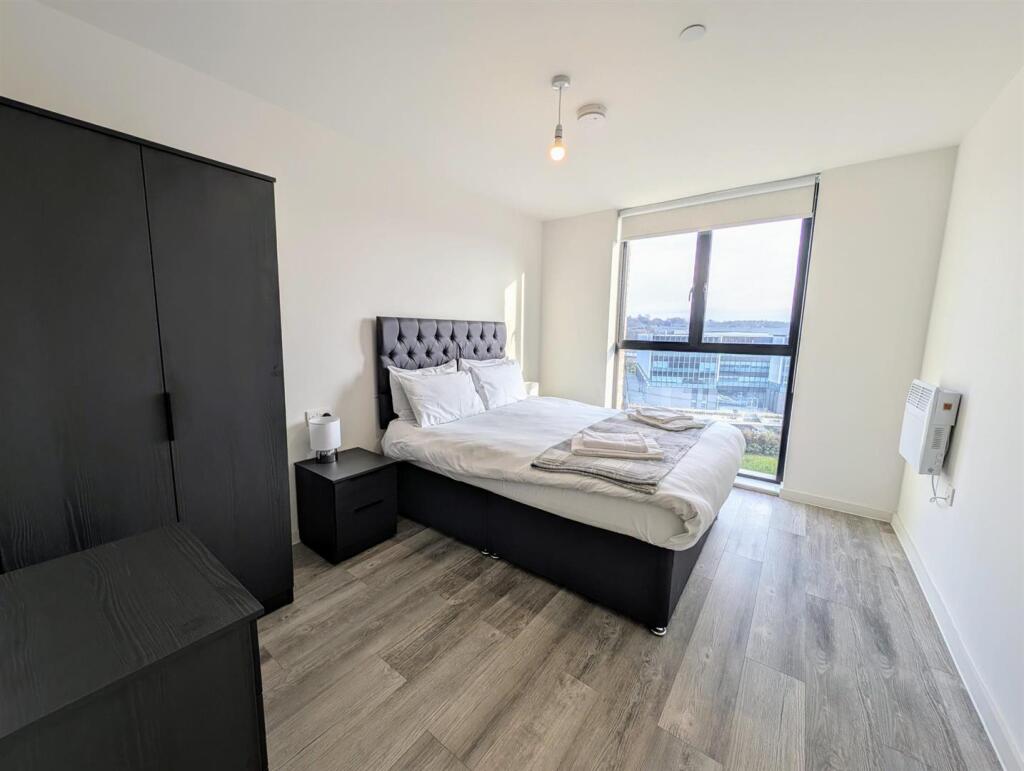 Bedroom.jpg