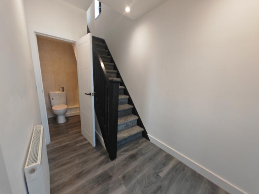 Entrance hallway with w.c.