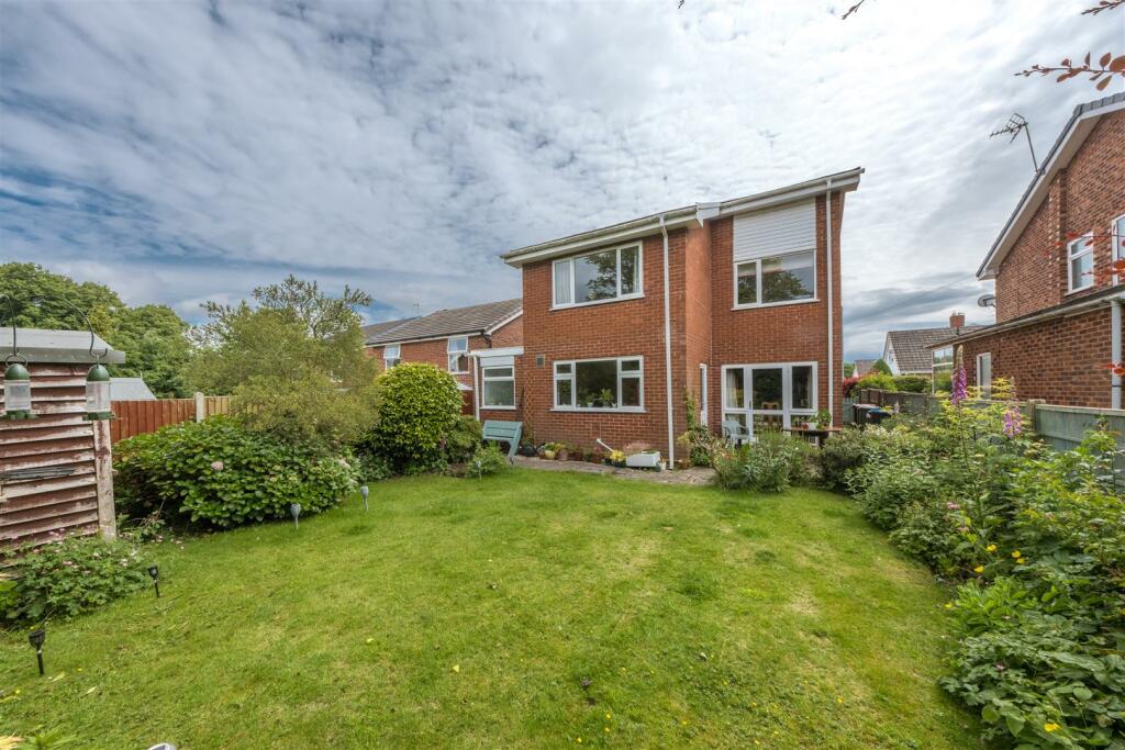 5 Moorlands Avenue-029.jpg