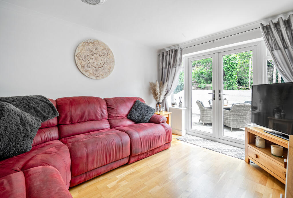 1306226-15-6846ec...