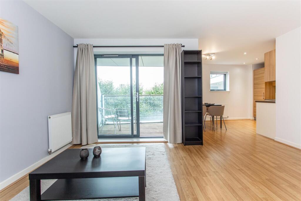 Open plan Reception to Kitchen