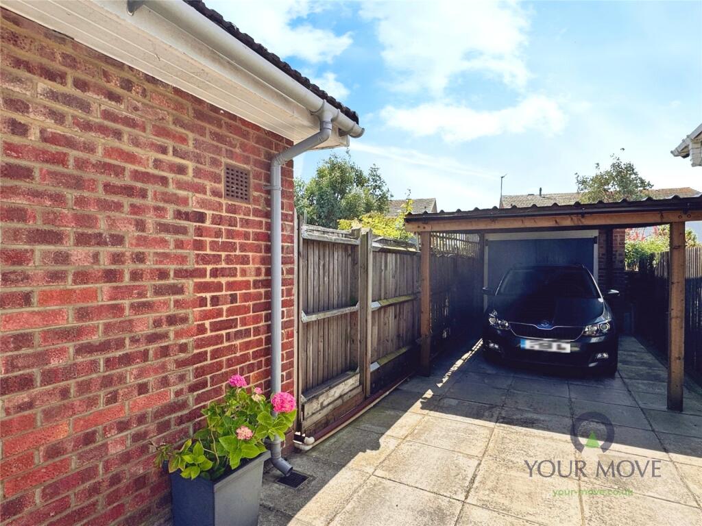 Driveway/Garage