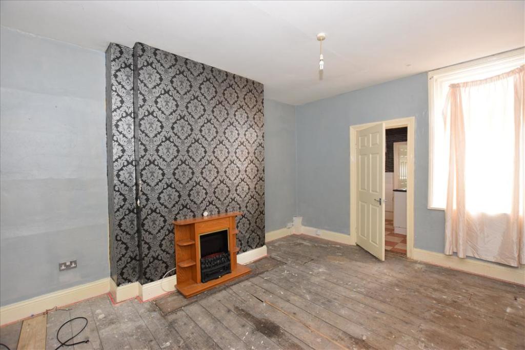 LOWER FLAT LOUNGE