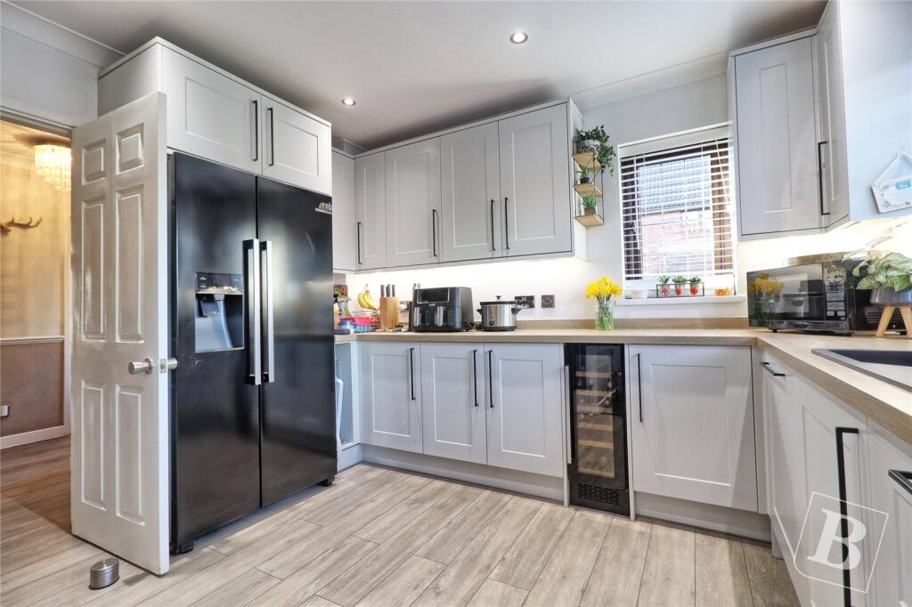 Kitchen/Breakfast Rm