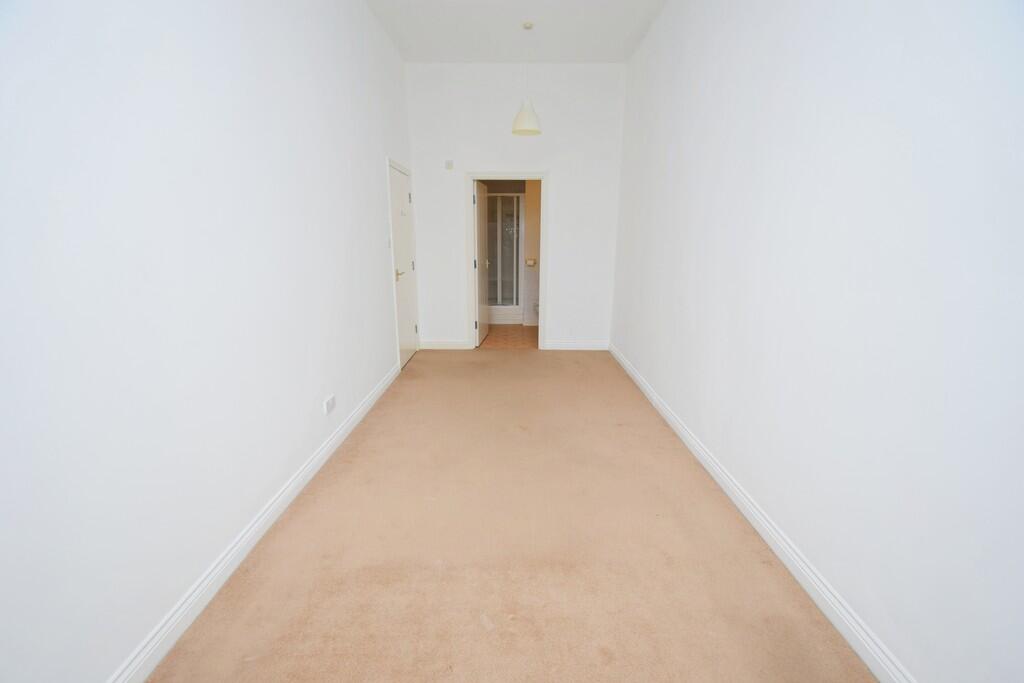 85ee3219-Bedroom ...