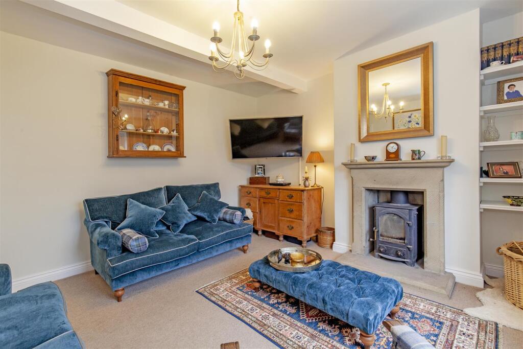 Reception Room-2.jpg