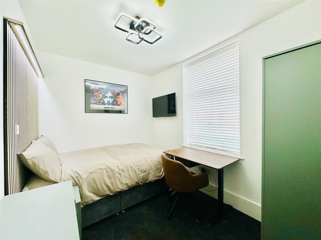 Room 5