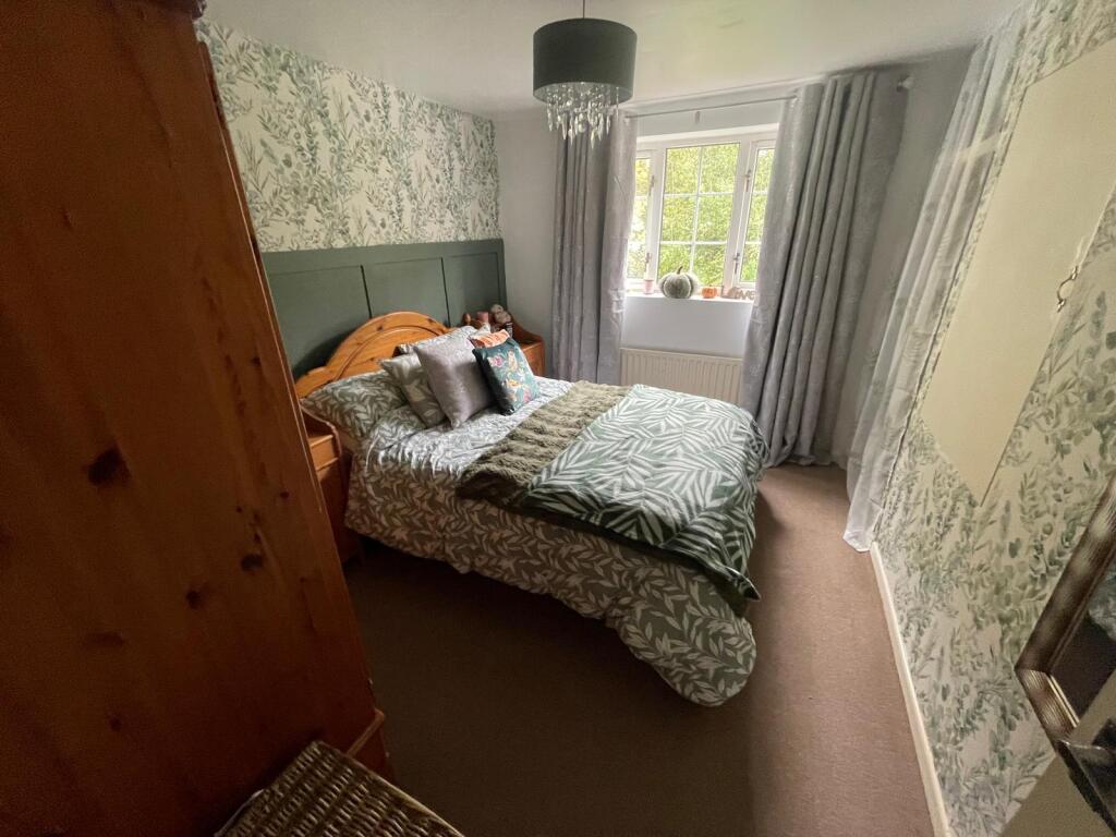 WhatsApp Image 2025-10-17 at 10.04.21 (1).jpeg