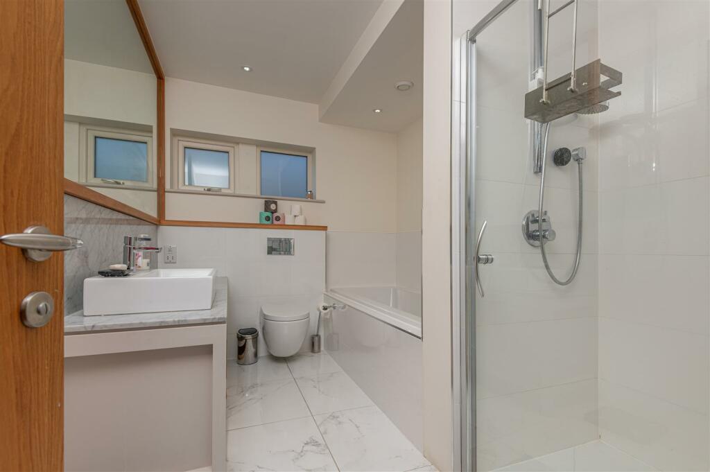 Family Bathroom Sep Shower