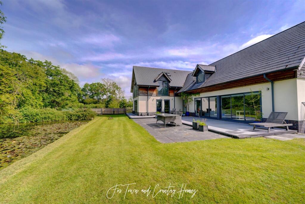 The Lake House (42).jpg