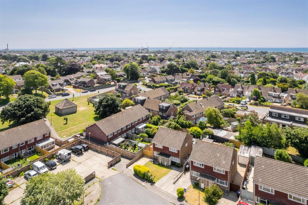 1 The Lynchetts-33.jpg