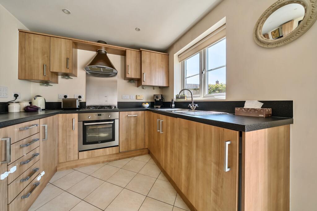 EweMove Basingstoke Estate Agents 