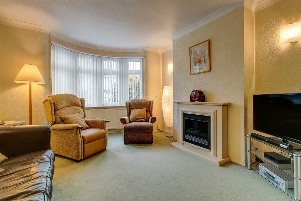 Maes Y Coed Road, Heath, HernCrabtree (2).jpg