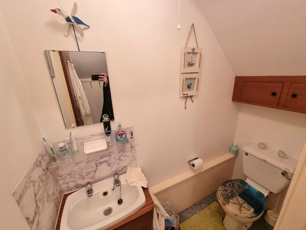 Upstairs WC
