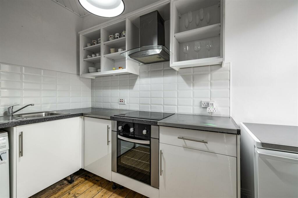 13_3 Gladstone Street Hawick 14.JPG