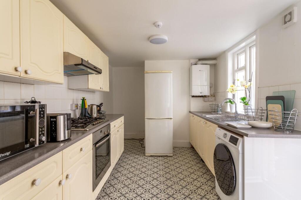 Lansdowne Place-3.jpg