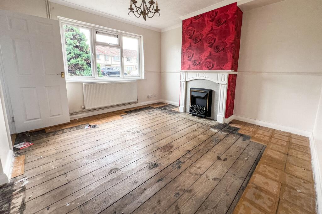 90 Ladyfield Road, Chippenham, Wiltshire, SN14 0AW