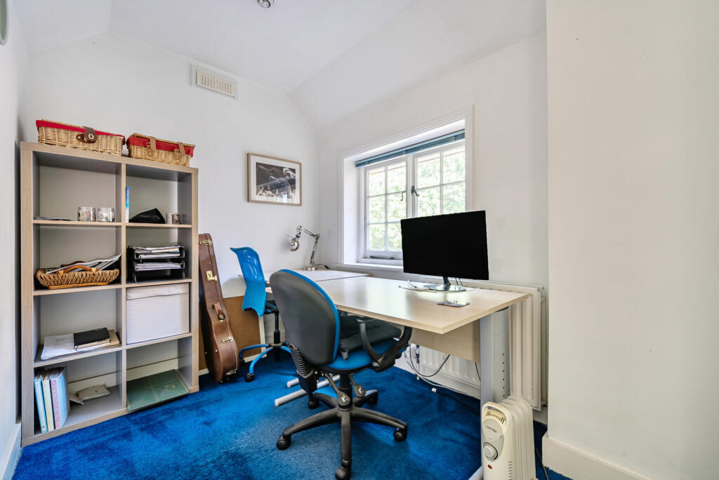 1321468-8-686ff2a...