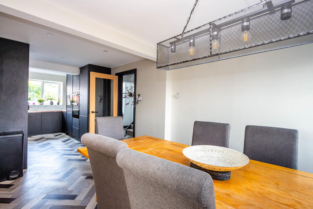 Kitchen/Dining Ar...