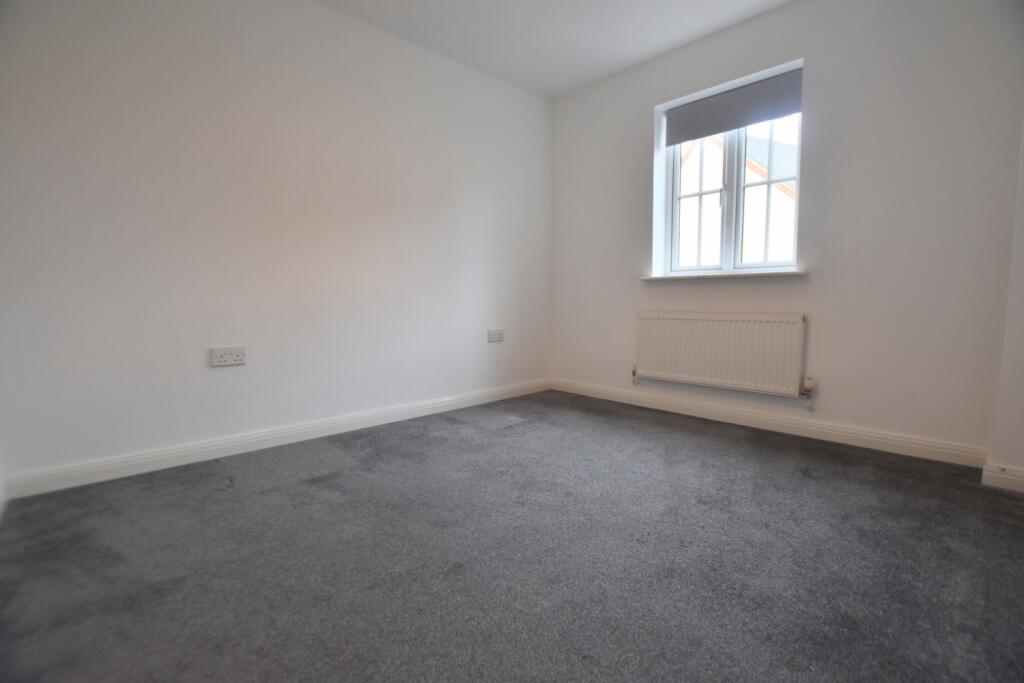 3 Whittington Chase third bedroom