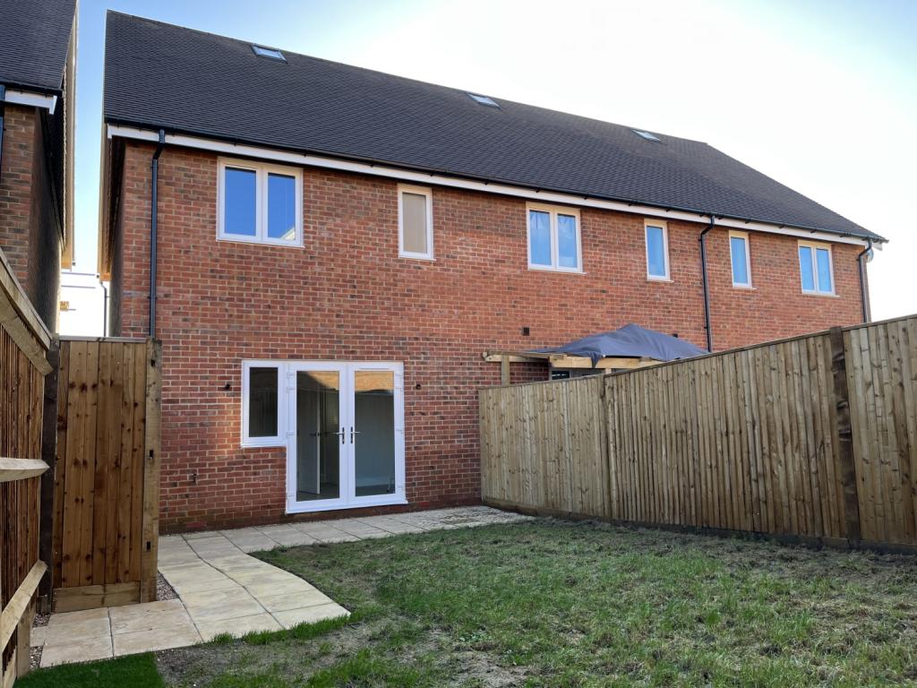 8D298284-A5DB-47EC-AB1B-132A4ACF9C02