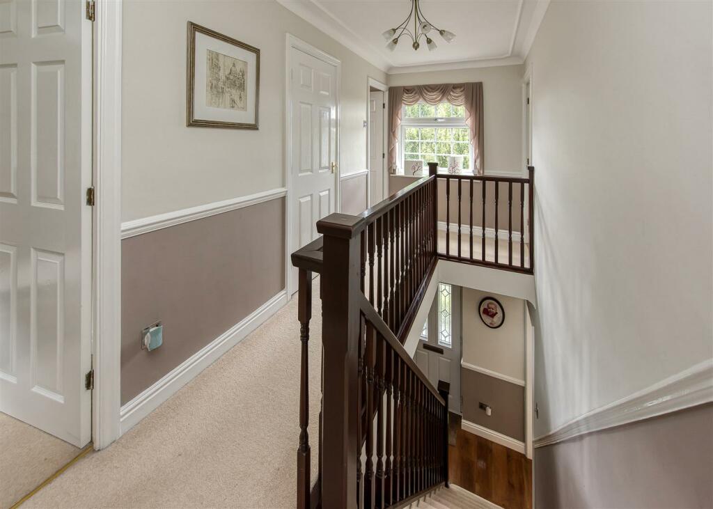 3 High Meadows-landing.jpg