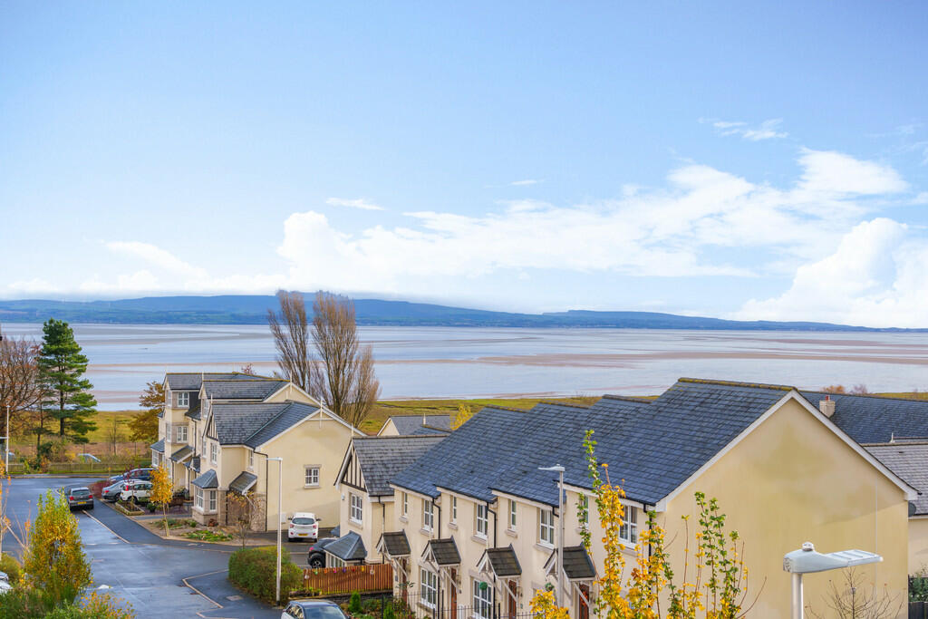 Views towards Mor...