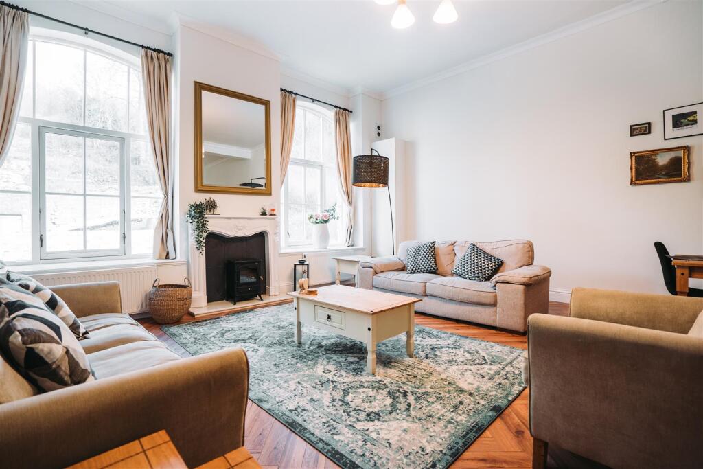 Litton Mill Flat 16 (Max Property Photography) (17