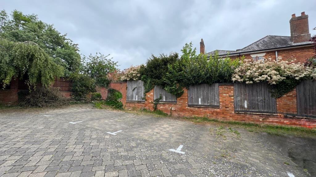 Private single parking space