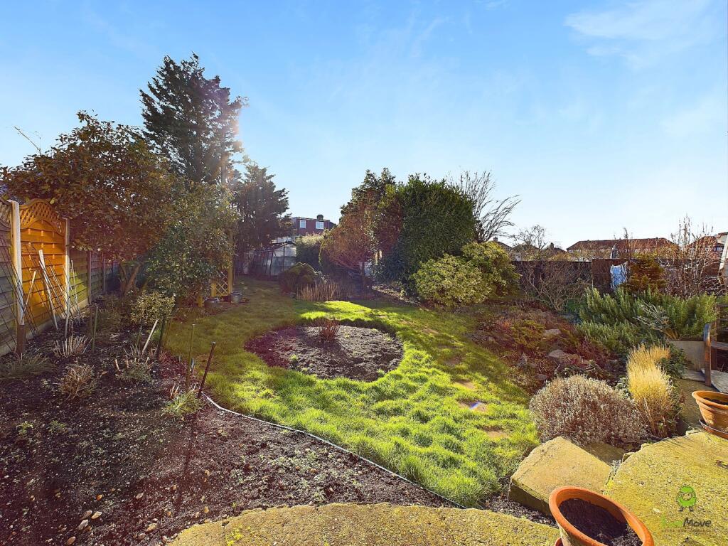 CAM04399G0-PR0025-STILL020