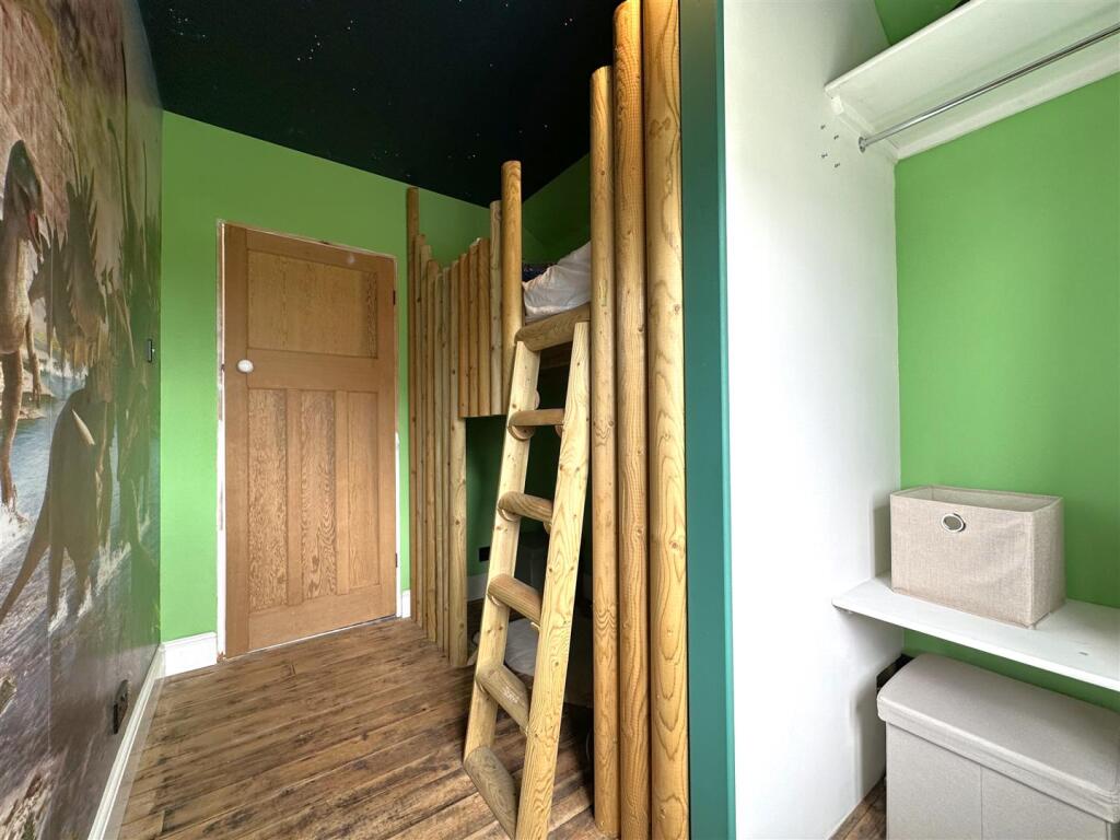 Third Bedroom 835