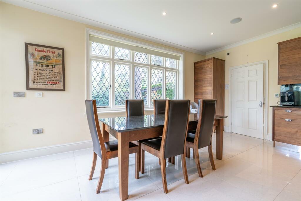 Informal Dining