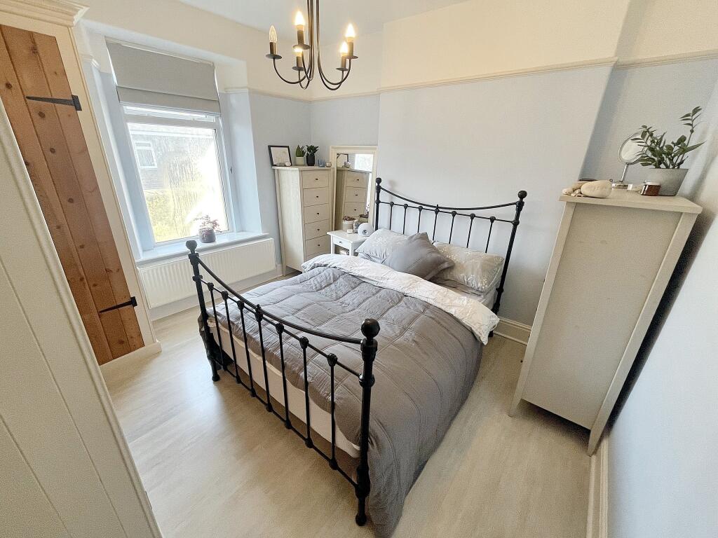 Bed2