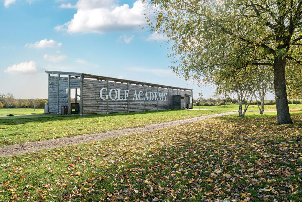 1371780-18-68fb8c...