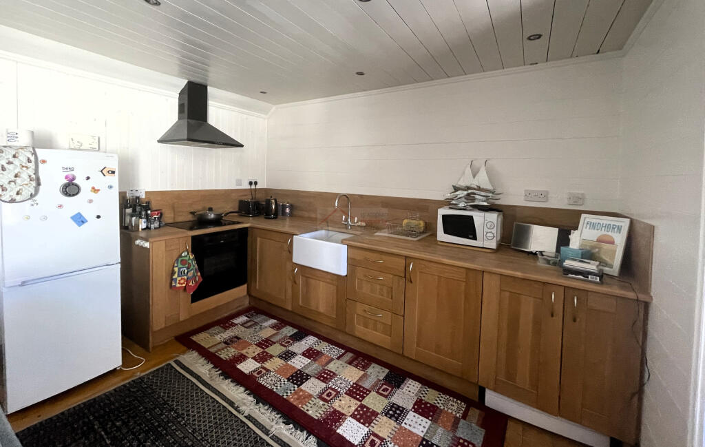 Kitchen a.JPG