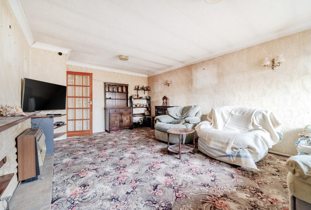 1382146-12-691f2c...