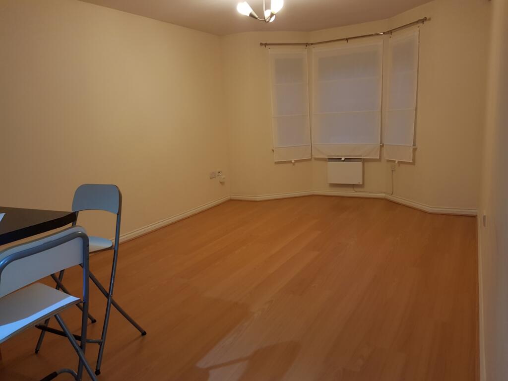 30 cunningham living room