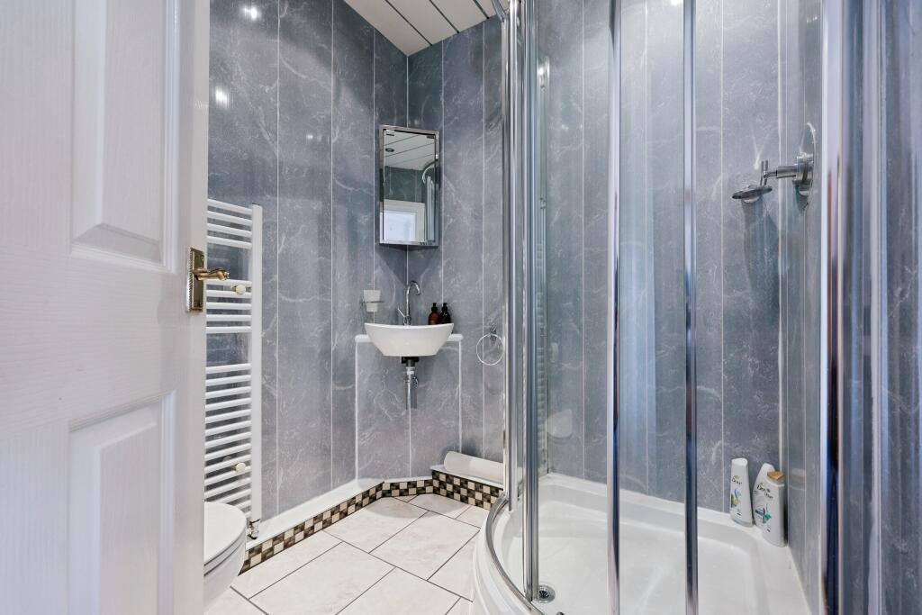 Ensuite