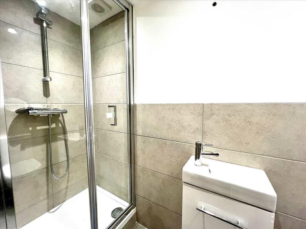 En suite Bathroom