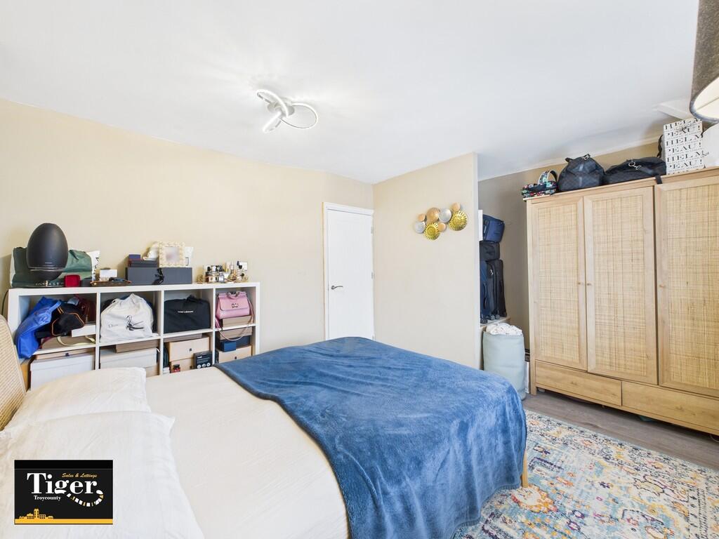 CAM03440G0-PR0439...