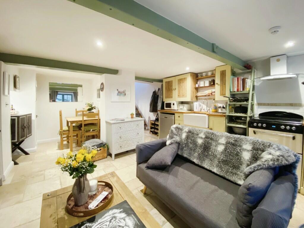 Living Rm &amp; Kitchen
