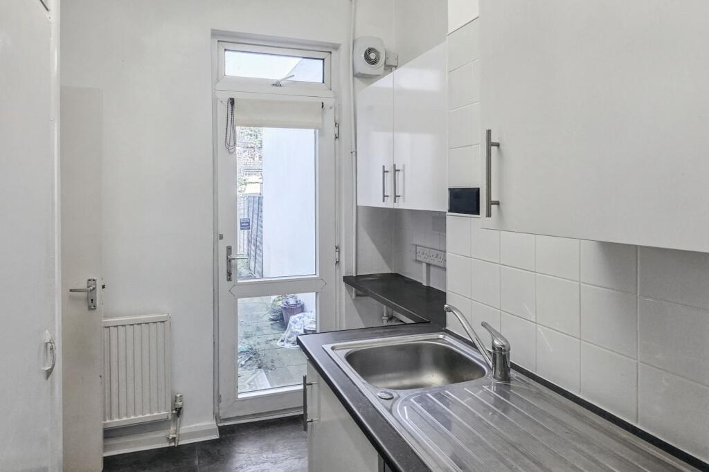 173A &amp; 173B Chapter Road, Brent, London, NW2 5LJ