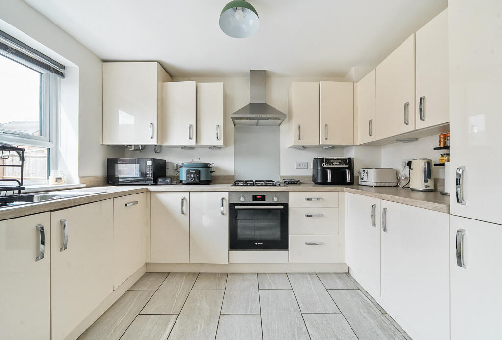 1313055-21-685577...