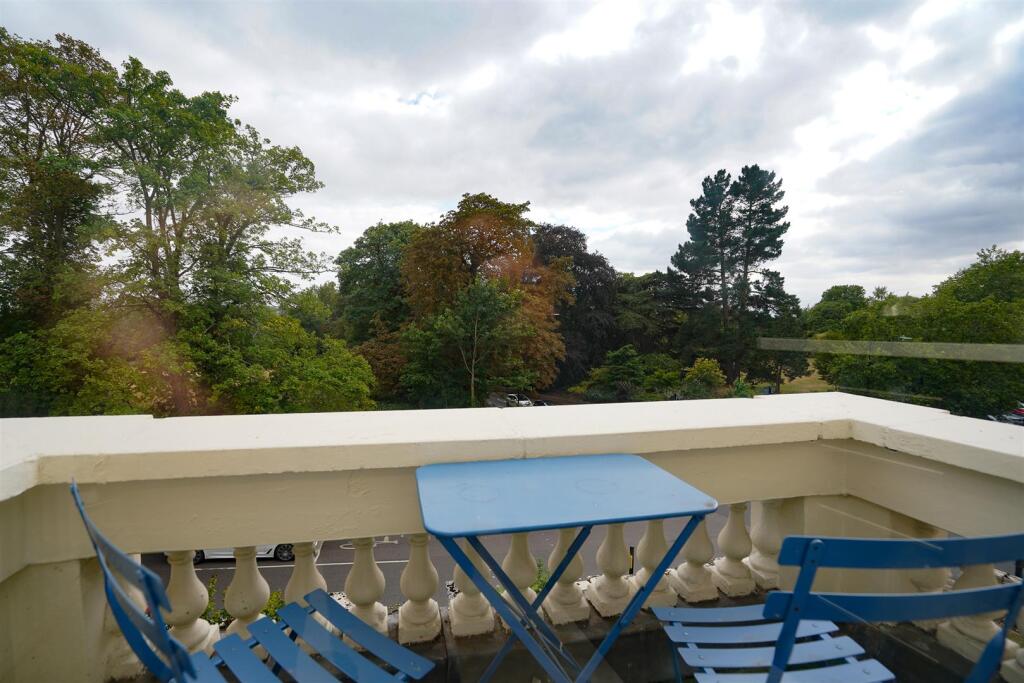 7 Regency Mews-15.jpg