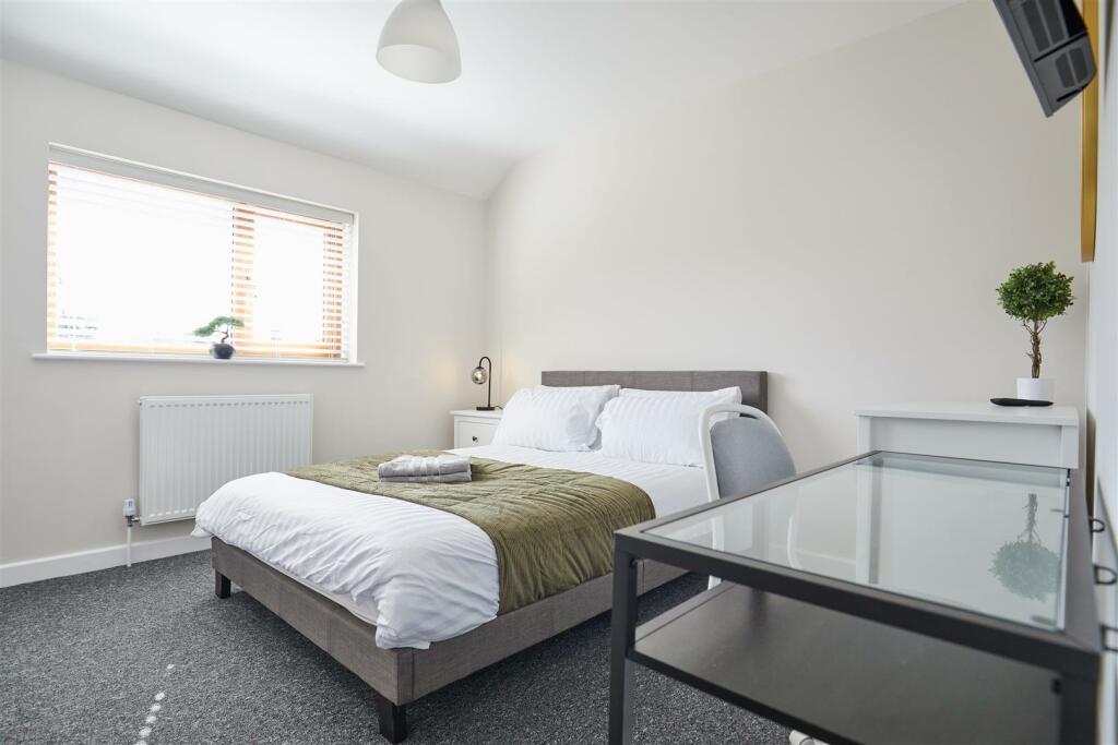 32 Sumpter Road 23.jpg