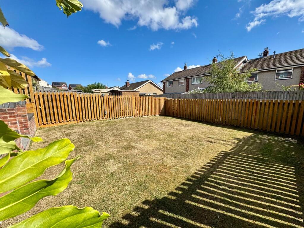 PHOTO-2025-08-26-19-47-28 (4).jpg