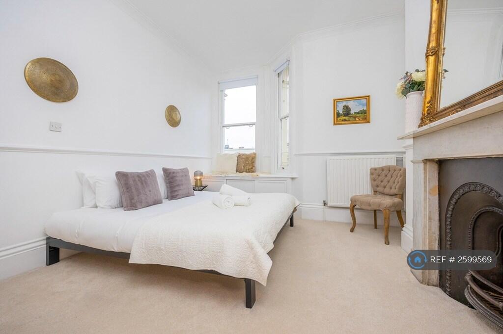 Bed1 - Super King Size - Shown As Furnished