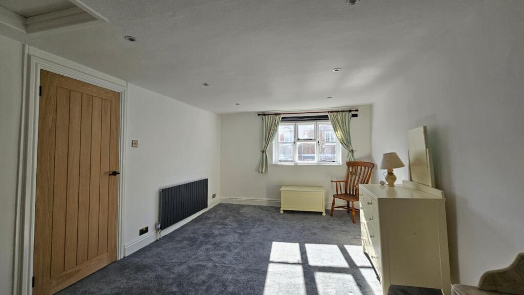 Bedroom2