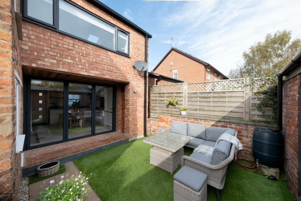77 Hockenhull Lane-045.jpg