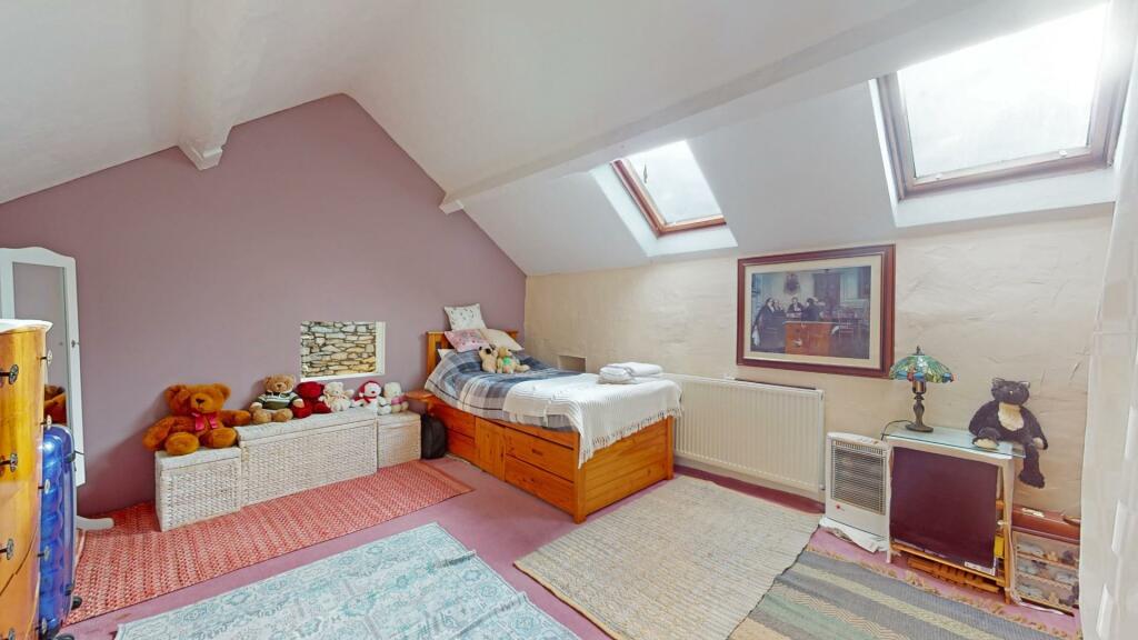 BEDROOM THREE
